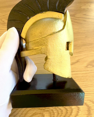 Elmo Spartan Premium – scultura decorativa realizzata a mano, possibilità di personalizzazione con incisione per regalo