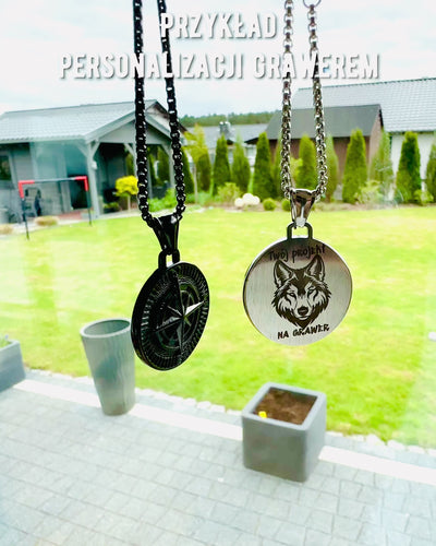 Collier avec Boussole – Bijoux Forgés en Acier Inoxydable pour Hommes et Femmes en Deux Couleurs, avec Gravure