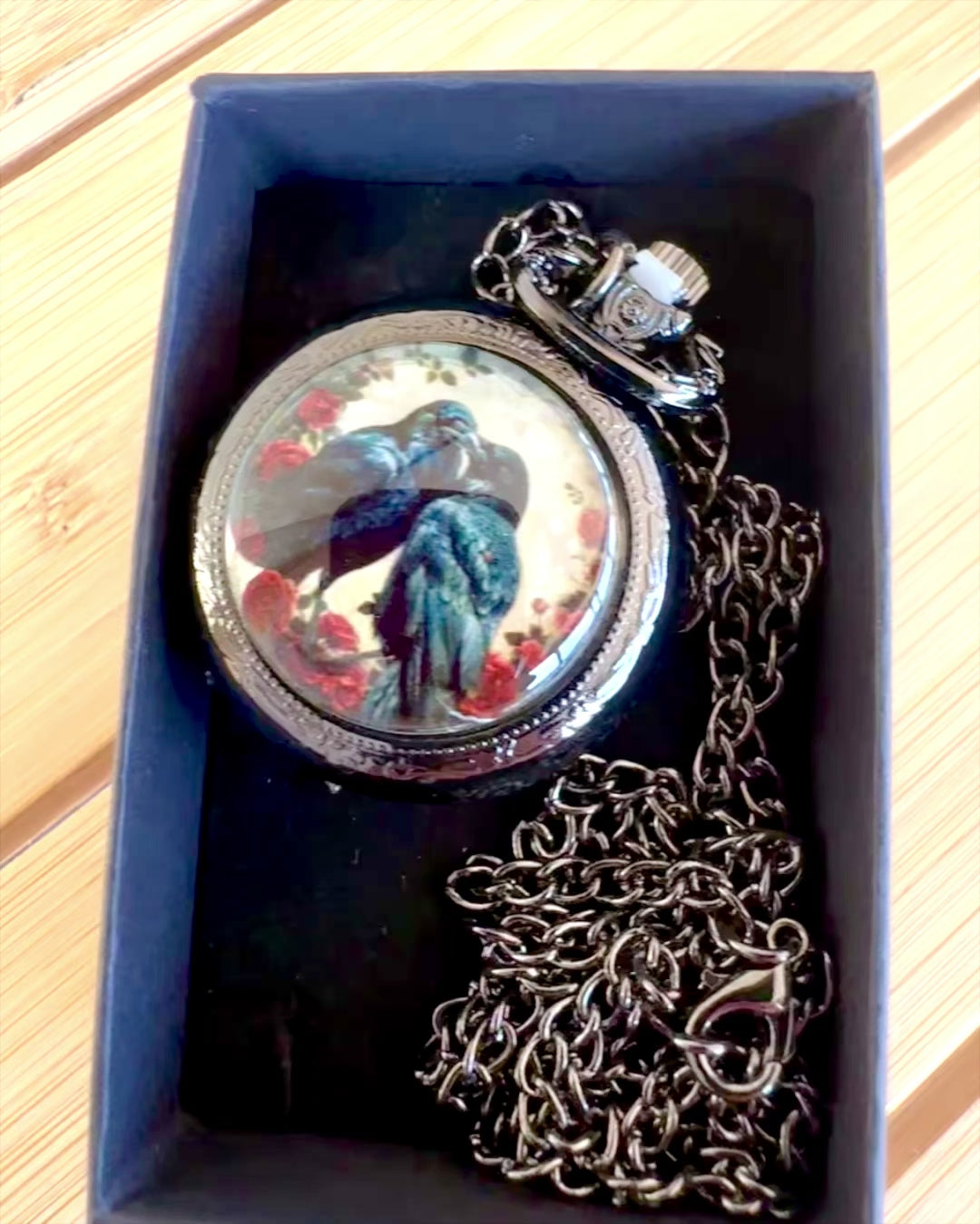 Orologio da Tasca 'Bacio dei Corvi' con Incisione – personalizzazione con incisione per regalo