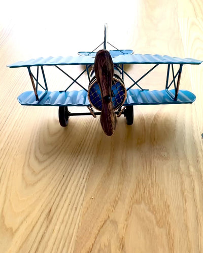 Metallmodellflugzeug Blue Baron – retro, als Geschenk, mit Gravuroption