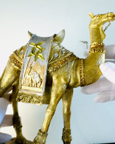 Statuette Voyageur du Désert Chameau Décoratif en Résine avec Possibilité de Gravure