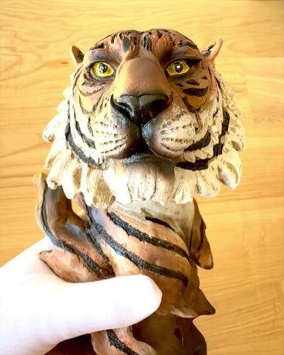 Statuetta "Tigre Re della Giungla" con Opzione di Incisione, figura di 29 cm di altezza, decorazione per regalo
