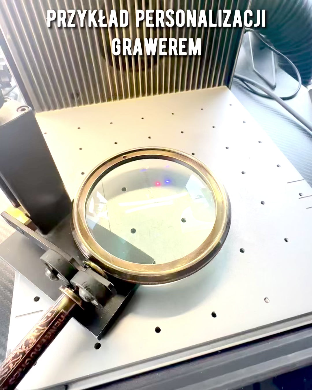 Loupe en Laiton « Navigator 1941 » avec Étui en Cuir – Fait Main, Premium, possibilité de personnalisation pour cadeau