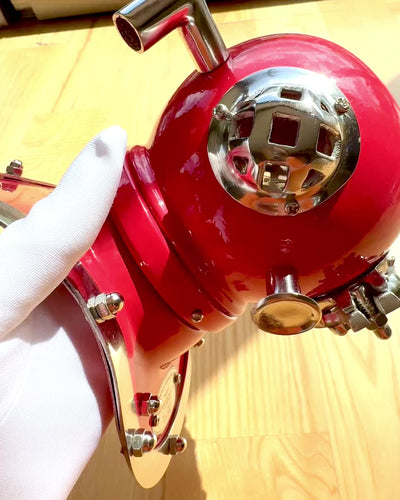 Casco dell'Esploratore degli Abissi - Edizione da Collezione con Possibilità di Incisione, 35 cm, regalo per pompiere o subacqueo