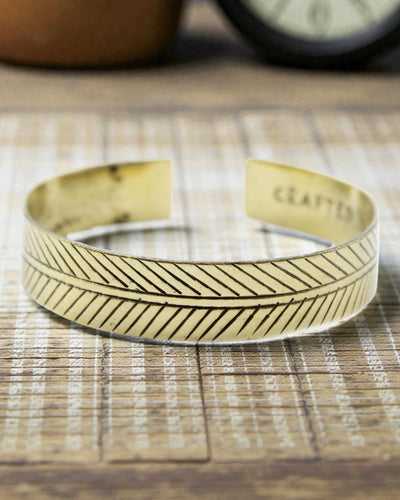 Bracciale Tibetano in Ottone Foglia Dorata – Tribal Largo