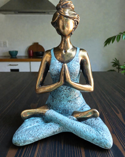 Figurine de femme 24 cm – Yoga Énergie or-turquoise
